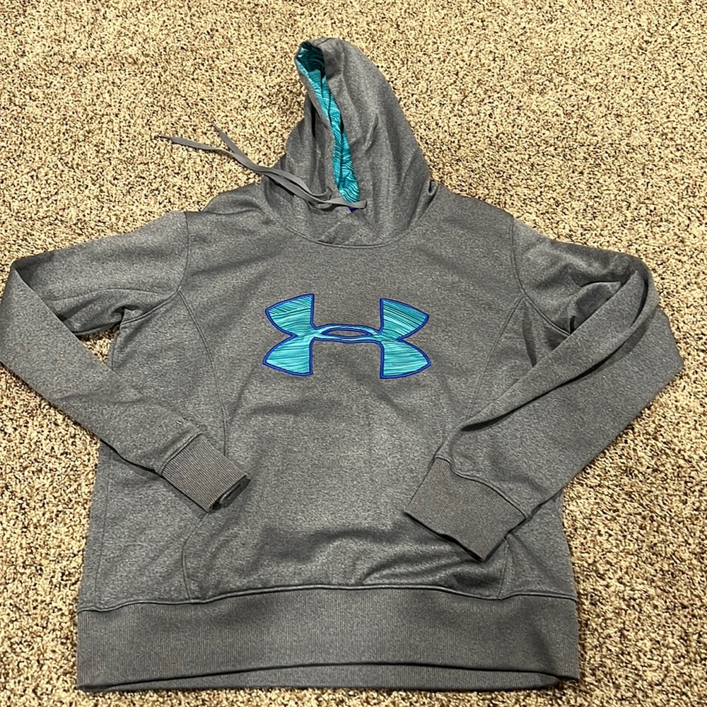 Women’s Large UA hoodie GUC